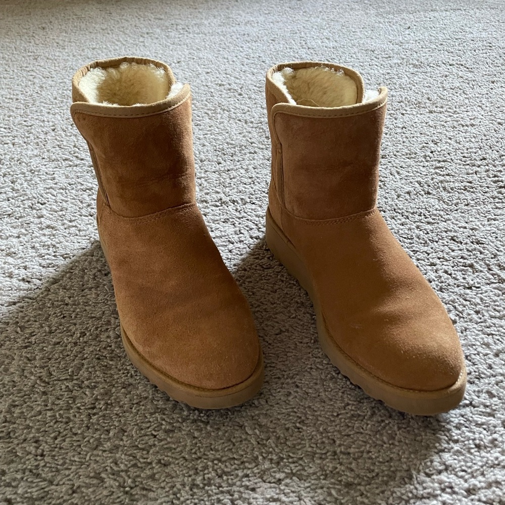 Ugg’s size 7